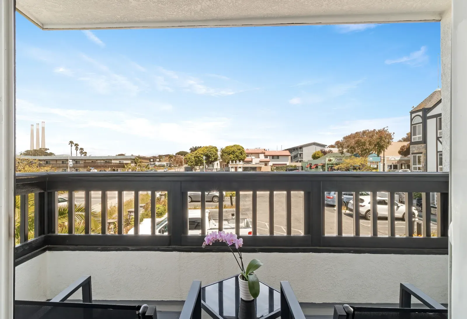King Balcony Room, view 3