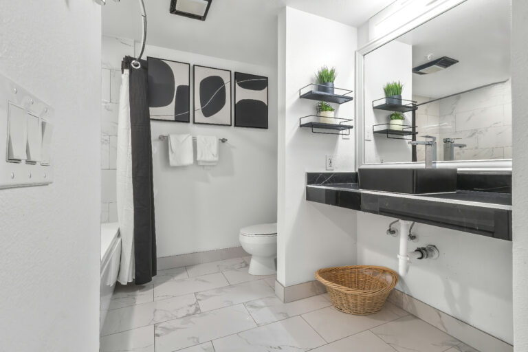 Standard King Room - Ascot Suites