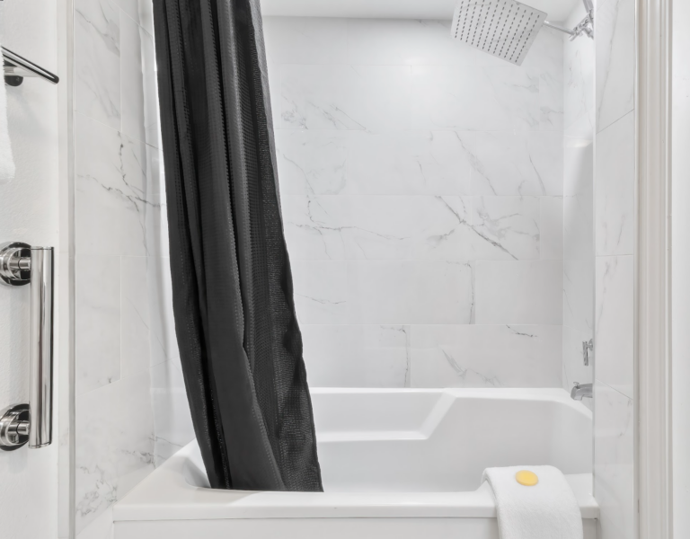 Double King with Balcony - Ascot Suites