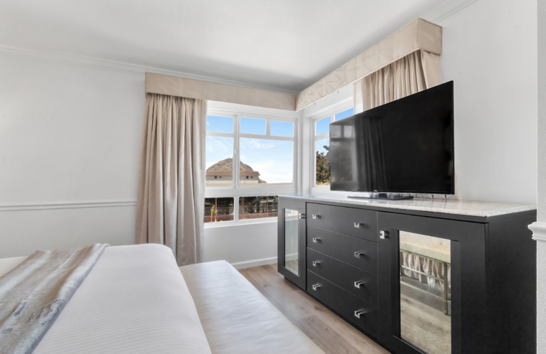 One Bedroom Suite - Ascot Suites