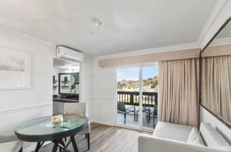 One Bedroom Suite - Ascot Suites