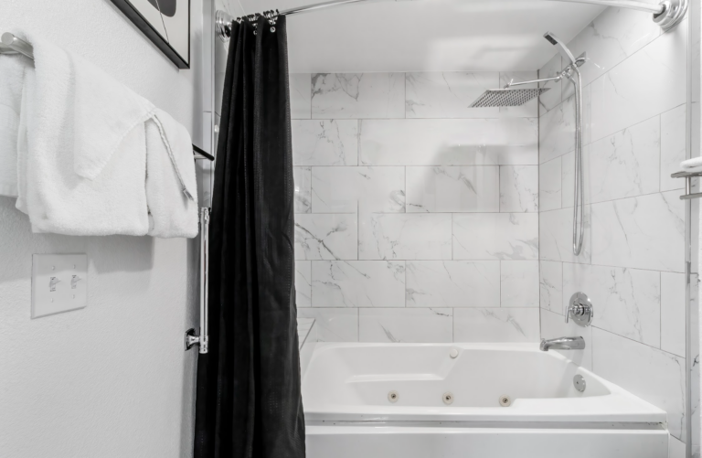 One Bedroom Suite - Ascot Suites